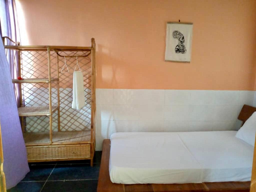 Serenity Haven Lodge Busua Экстерьер фото