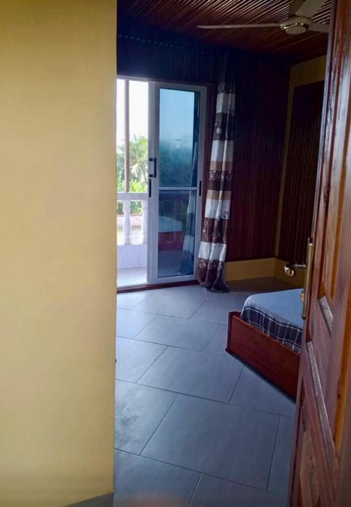 Serenity Haven Lodge Busua Экстерьер фото